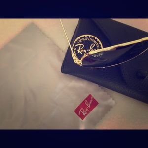 Aviator Ray Ban glasses with case